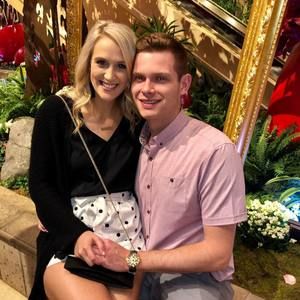 Meet your Posher, Brooke